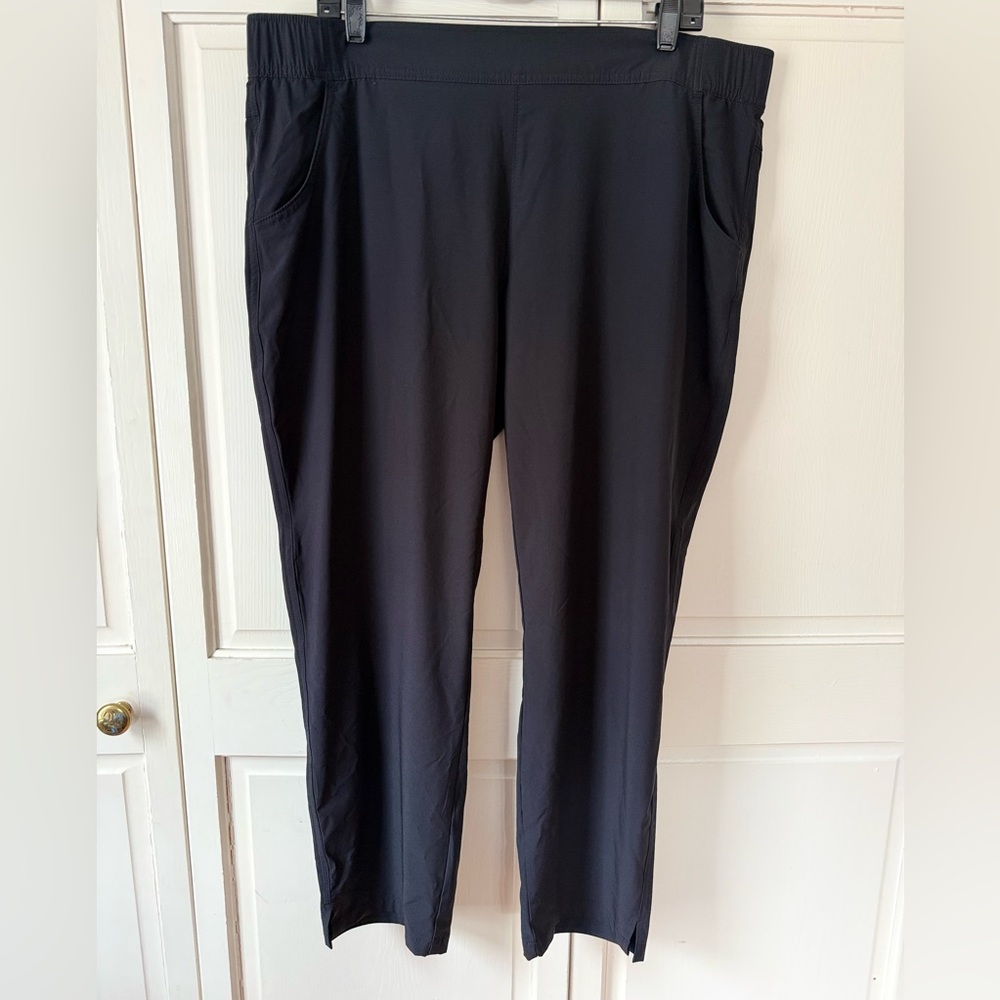 Eddie Bauer Women's Black Joggers